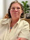 Portrait d'Anne Le Louarn médiatrice assermentée à Angers