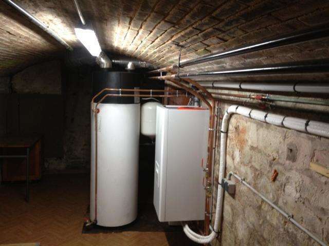 400d5370-b1e2-4f07-9755-ac36e54eedf4-1200