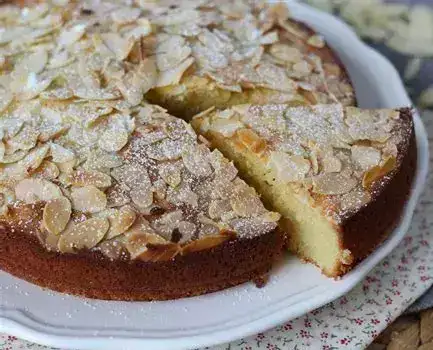 L’amandier, gâteau fondant aux amandes