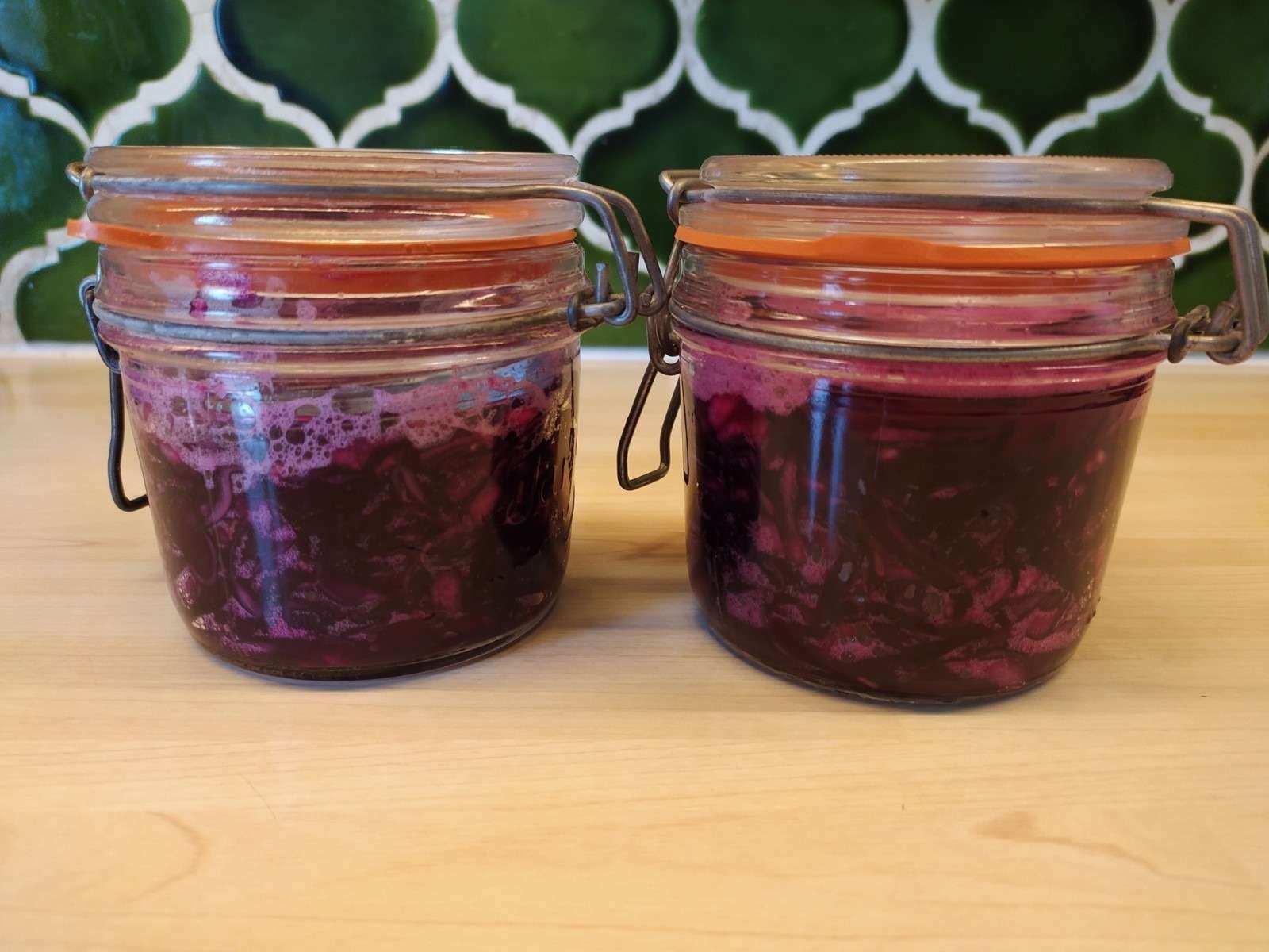 les bocaux sont prêts pour la fermentation