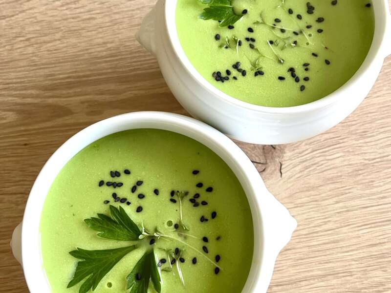 Velouté de petits pois cru-chaud