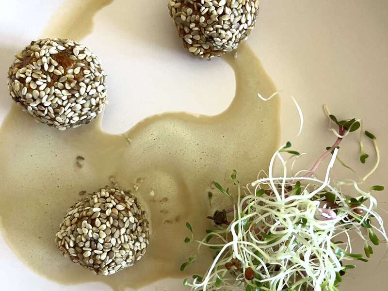 Falafels crus, sauce Tahini