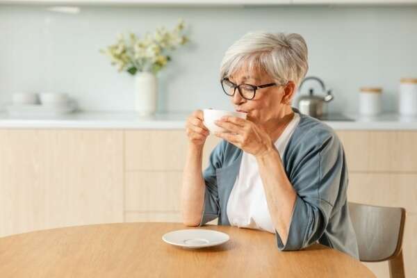 Locataire âgé : précisions sur la condition de revenus