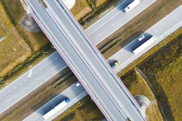 Taxe sur la distance parcourue sur le réseau autoroutier concédé : on en sait plus !