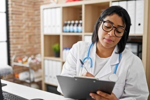 Aides à l’installation des professionnels de santé : non au nomadisme médical !