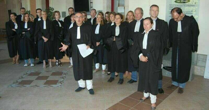 ob_6fe5d1_greveavocatsmontlucon26juin2014n2