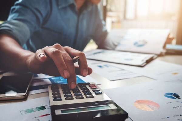 Cryptomonnaies : la curiosité progresse, la confiance reste à construire