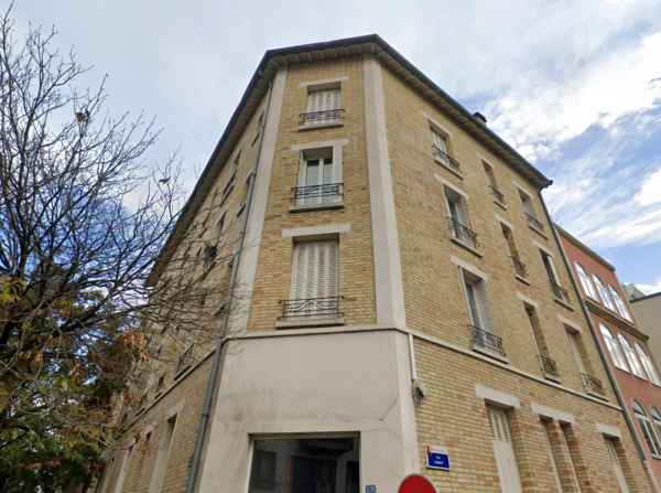 Vente du 22 janvier 2026 à 14h30, un appartement à Suresnes (92) 128 rue Carnot, mise à prix 30 000 €, visite le 14 janvier 2026 de 10 h à 11 h