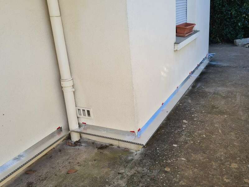 6b33ba79-8686-4e72-ade4-6a0afde2014e