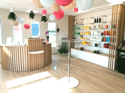 conception-realisation-mobilier-sur-mesure-comptoir-lineaires20250317-3551637-13z1l0b20250317-3940806-o77dy2