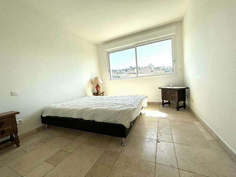 e5b42f07-231c-4d5f-9ccc-5627049b99ab