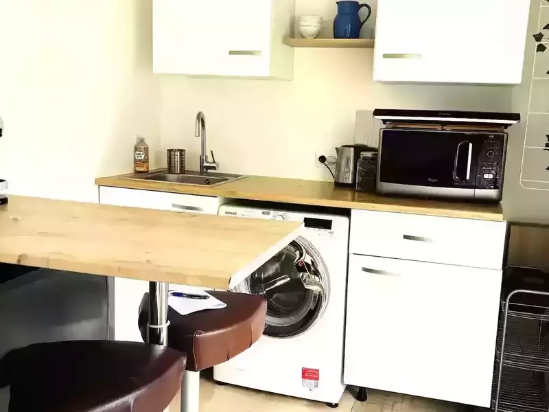 c1ff0b56-29e4-4812-8131-4a55c40b9fb7