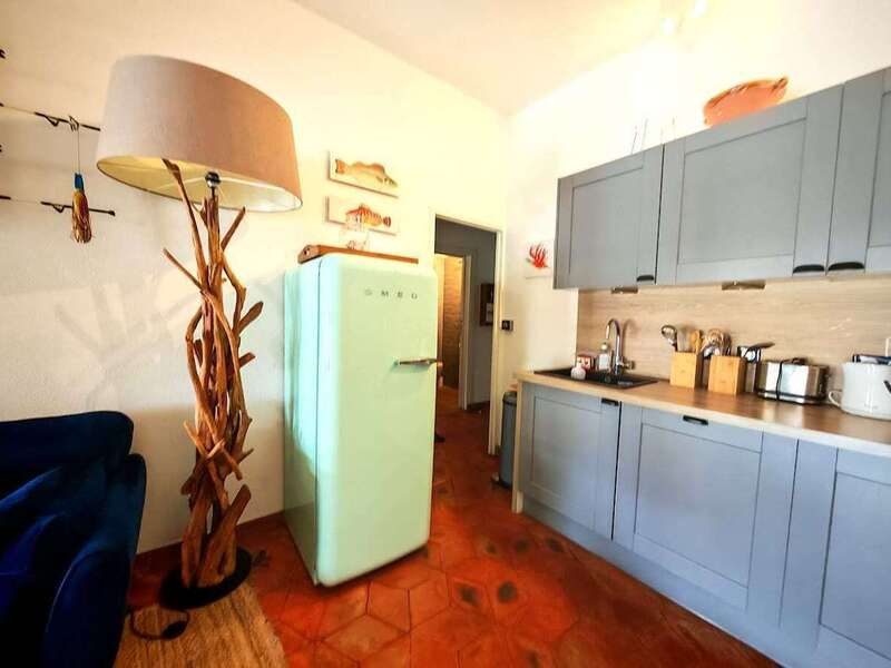 18b03627-0ab2-4a31-8c6f-c591889493f5