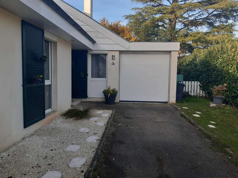 porte_de_garage_sectionnelle___thiais