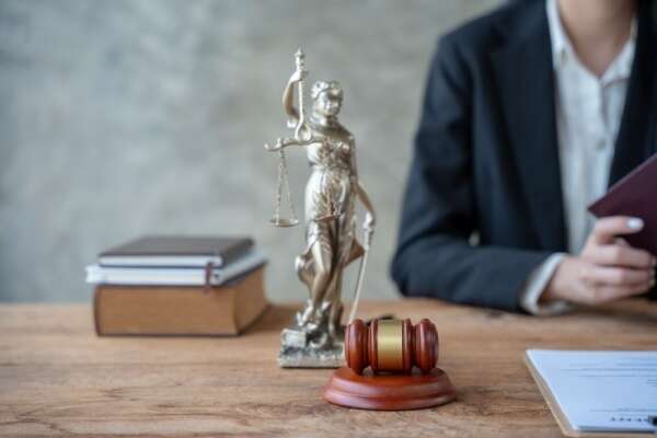 Tarifs des commissaires de justice (anciens huissiers de justice) – Dispositions spéciales aux départements du Bas-Rhin, du Haut-Rhin et de la Moselle - 2025