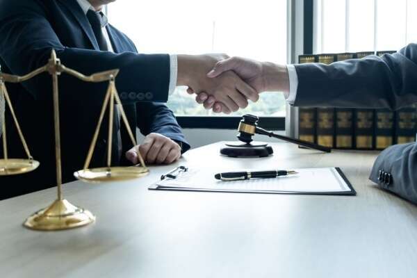 Avocat : des nouveautés pour le contrat de collaboration