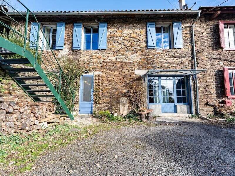 9da26945-0a50-41fc-a8bc-9219d6c882a6