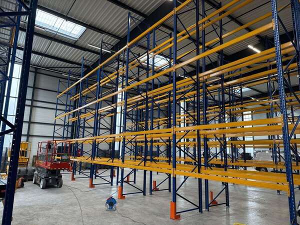 Rack entrepôt : comment bien organiser votre espace de stockage ?