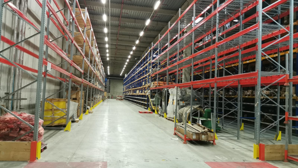 Rack de rangement industriel : comment choisir le modèle adapté ?