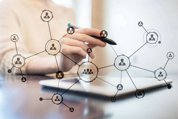 Première : Article 1 - Organisation