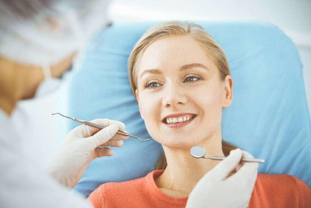 Le traitement des parodontites (déchaussement des dents)