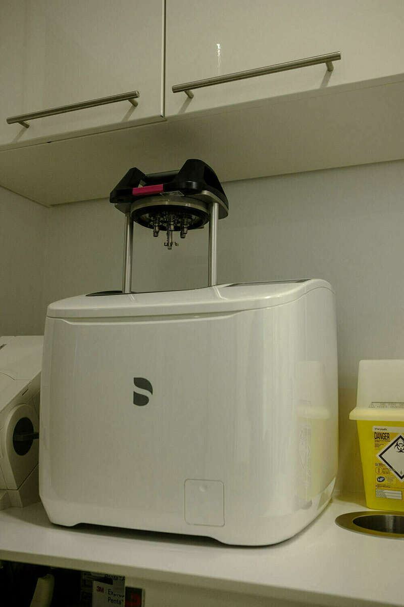 cabinet-dr-coutance-salle-de-sterilisation-420240717-3308687-1gnh01e