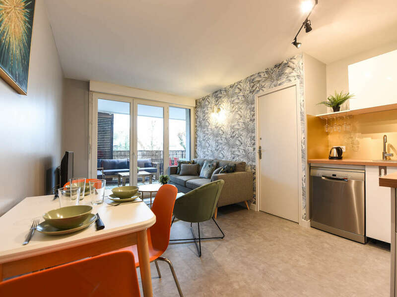 121geneve_yannros-13520220615-24838-1kebyzs