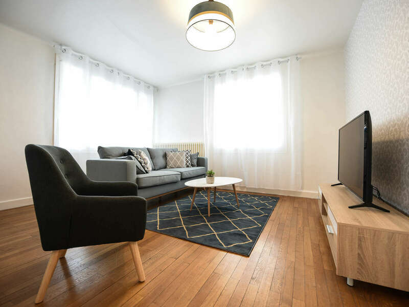 julesbarut_yannros-2820220615-24838-wyfyom