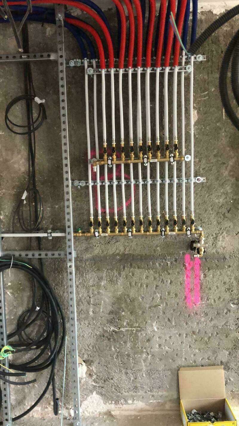 04db1836-29d8-4074-8e57-ce53bbdd5c8120250609-4008557-ajp4y0