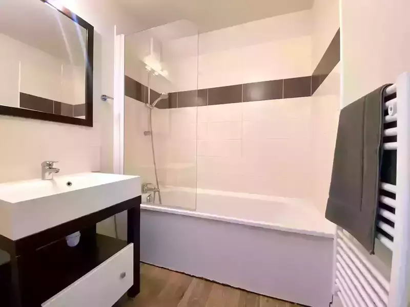 35801b43-0000-415d-bb19-808193317538