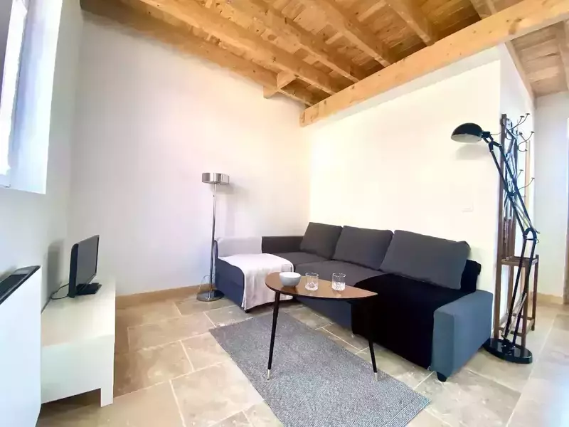 972bf043-b40d-44b7-a6e3-e5bbf4e37b9e