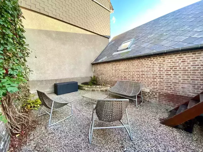 f66b03ec-2dca-4e99-8b34-3018ef1e0478