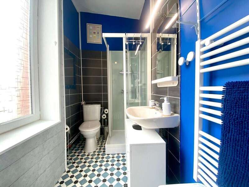 fb0f62c6-ebd2-4156-9917-d14e9b538d7a__1_