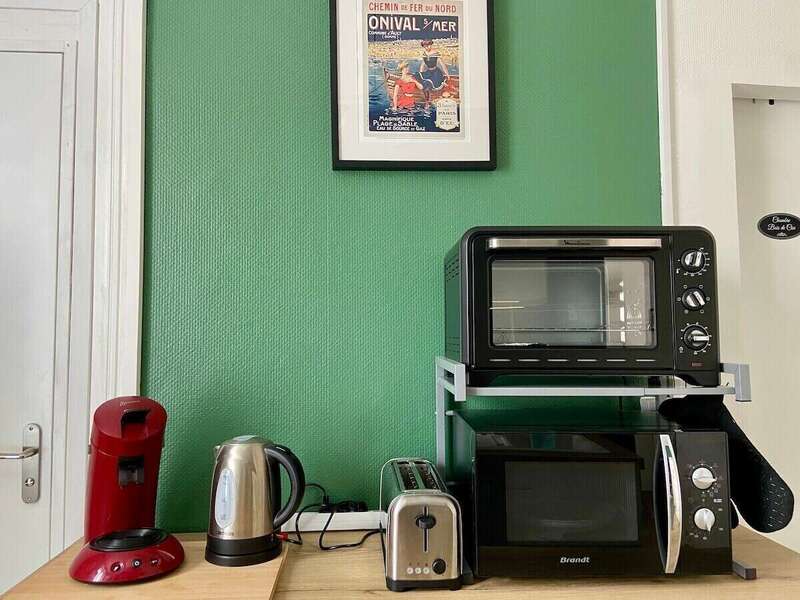 7a6e76f5-1e09-4d52-8972-ebc920e0e5f5