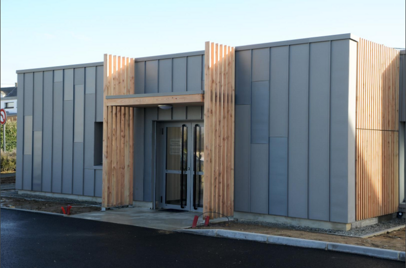 facade-du-cabinet-dentaire-du-dr-chapelain-rue-du-marechal-koenig-carantec.png