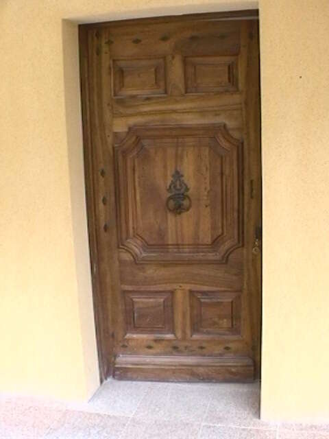 porte_entree_noyer
