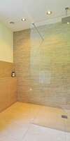 Menuiseries Rochefortaises, Aménagement de salle de bain à Saint-Jean-d'Angély