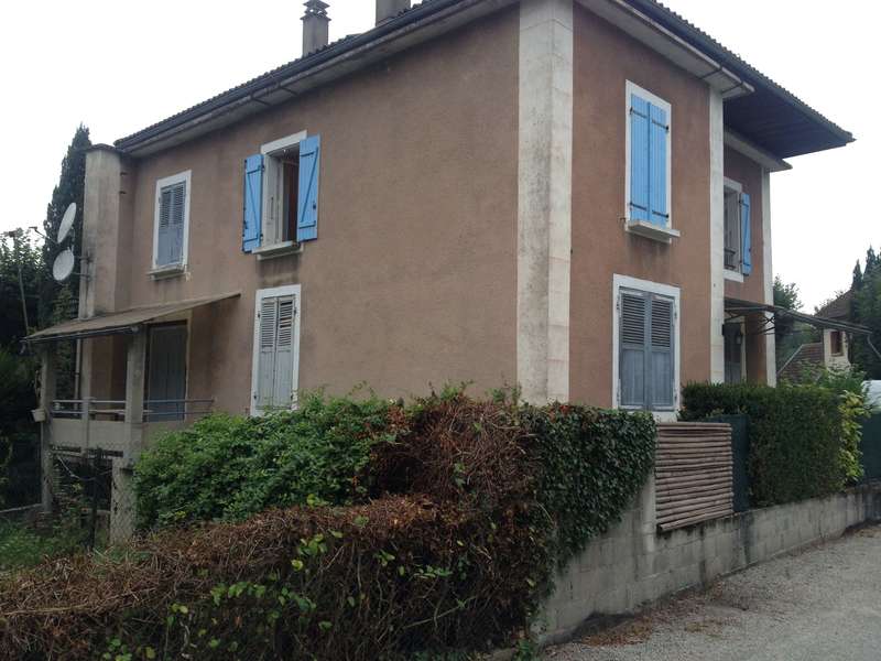 VOLETS BOIS (rdc avant)