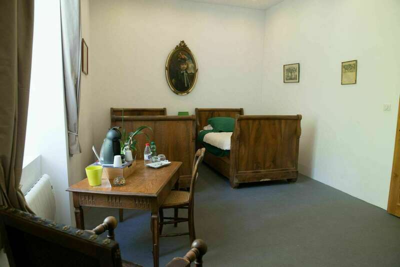 senateur_petit_-_copie20210322-4172743-1ts8jsz