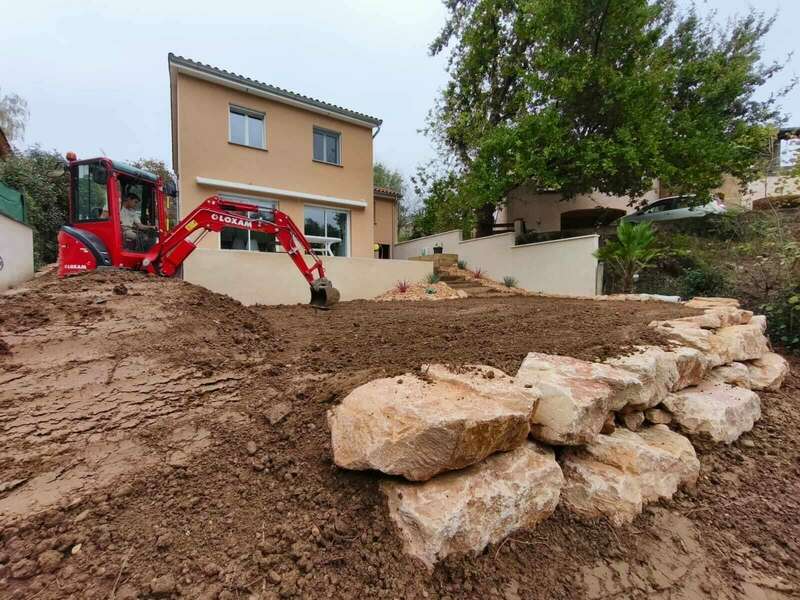 whatsapp_image_2024-10-31_at_21-35-4920241031-2149965-17v17ed