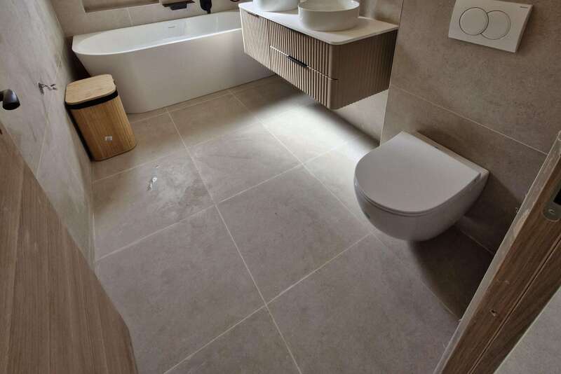 Carrelage de sol et de mur