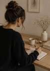 pourquoi vos émotions débordent, ce que dit la science et comment retrouver un état intérieur stable. Guide complet + techniques concrètes.