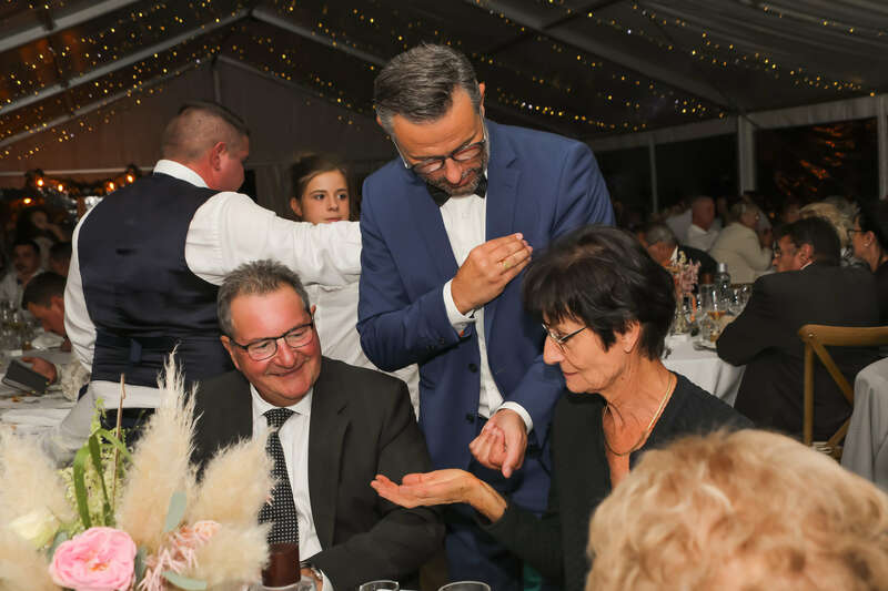 00006ludovic_20magicien_2020230423-2726217-buf61a