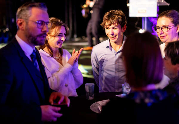 ✨ Événement Magique au Réveillon : Retrouvez Ludovic, le Magicien, à La Gentilhommière Hôtel Restaurant à Nuits-Saint-Georges ! ✨