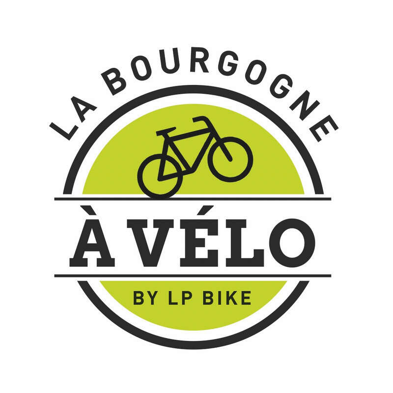 Vous souhaitez gagner du temps et profiter de vos vacances dès votre arrivée ? Fatigué d’attendre votre tour ? Vous avez déjà connu la désagréable expérience de ne pas trouver de vélos disponibles à la location lors des périodes estivales ?

Optez pour la réservation en ligne chez La Bourgogne à Vélo. Choisissez votre vélo, vos options, payez en CB et c’est terminé. En quelques clics, notre plateforme de réservation en ligne vous permet de réserver vos vélos. L’équipe La Bourgogne à Vélo vous livre sur le lieu souhaité et se fera un plaisir de vous conseiller sur vos balades à vélo.

La Bourgogne à Vélo livre sur les villes suivantes : Dijon, Beaune, Rully, Fontaine, Mercurey, Givry, Moroges, St Desert, Buxy, St Gengoux le National, Sennecey le Grand, Gigny sur Saône, Tournus, Chagny, Chalon sur Saône, St Germain du plain, Ouroux sur Saône, Epervans, Verdun Ciel, Macon.