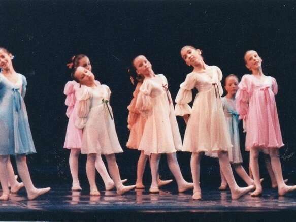 1991_320210306-1231294-12r60g9