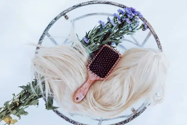 Ménopause et perte de cheveux
