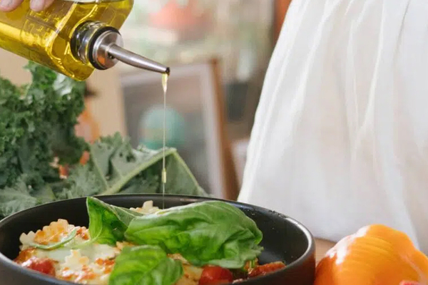 Ostéoporose, alimentation naturelle : comment s’alimenter ?