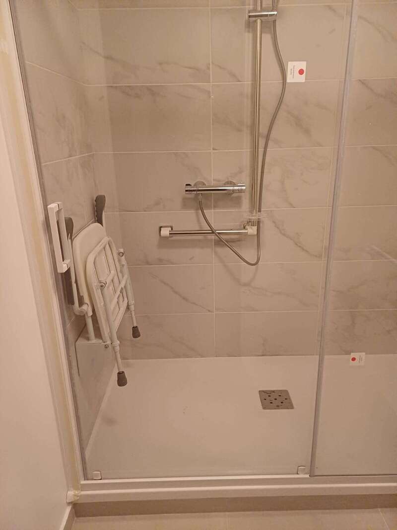 fef3d64d-90b7-4a48-a6a1-d7311bd7af7d20251125-2206684-vvxu5k