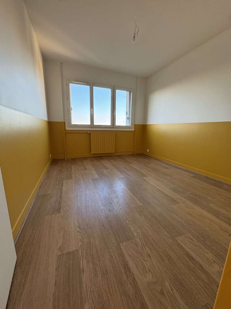 img_736920251125-2206684-1jxe2t